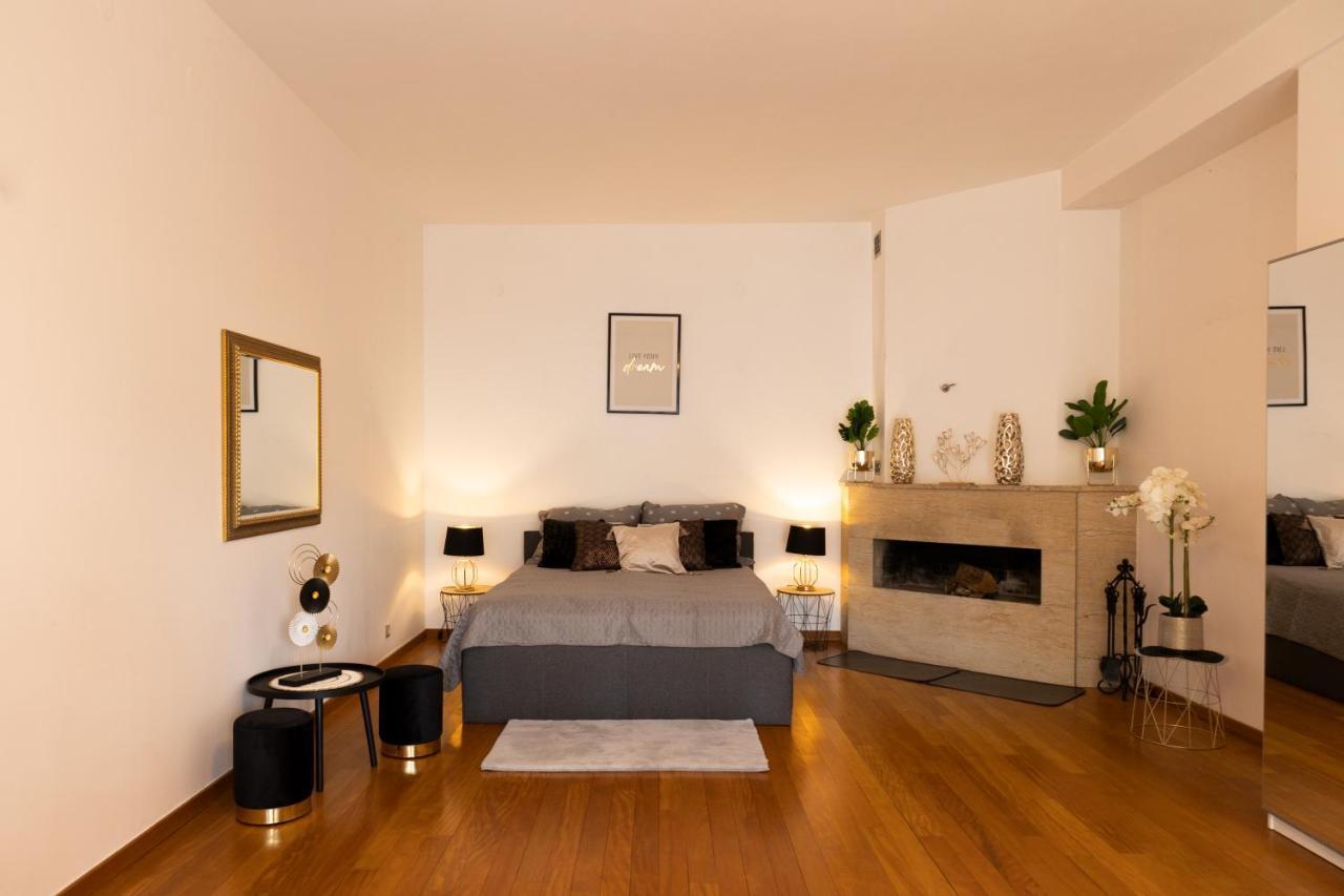 Clicktheflat Legionowo Apart Rooms エクステリア 写真