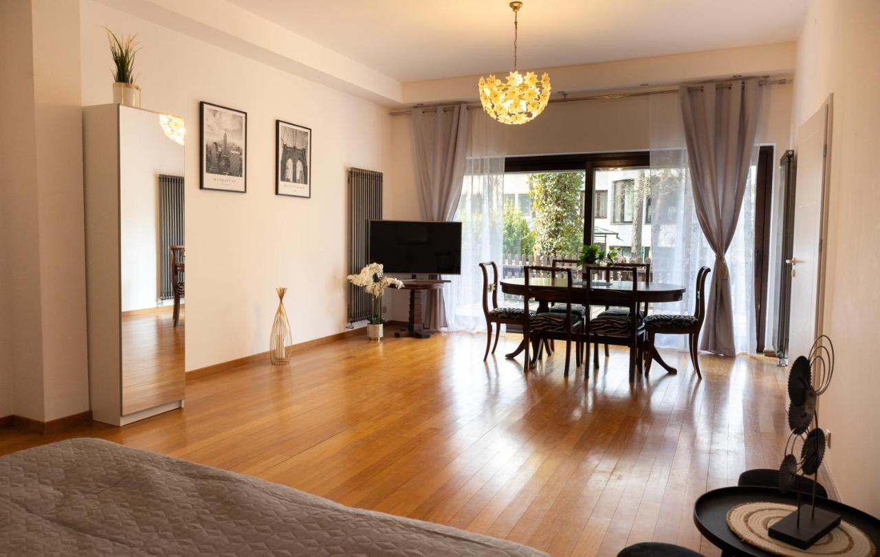 Clicktheflat Legionowo Apart Rooms エクステリア 写真